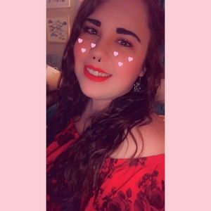 Meet your Posher, Melanie